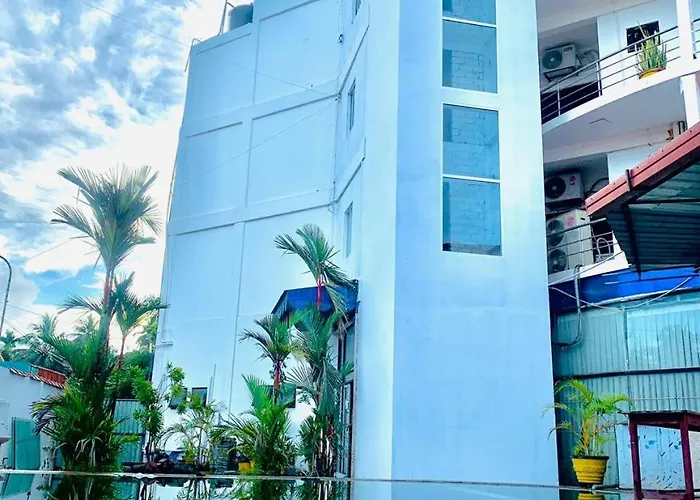 Hotel Nelly Vavuniya