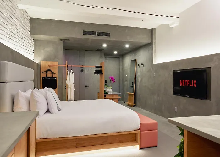 David Hotel