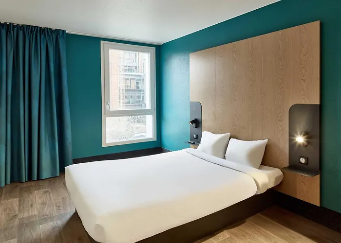 B&B Hotel Orly Chevilly Marche International
