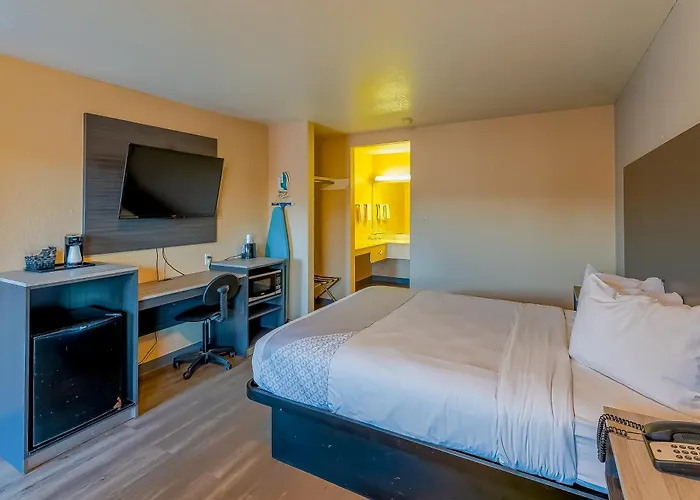 Oyo Hotel Yoakum West