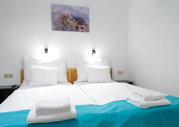 Hotel Adalbert Boldog Meszlenyi Zoltan Haz