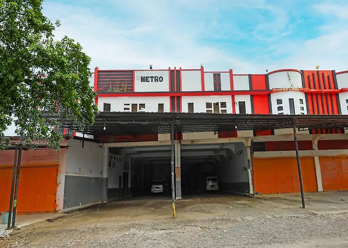 Hotel O Penginapan Metro Parepare