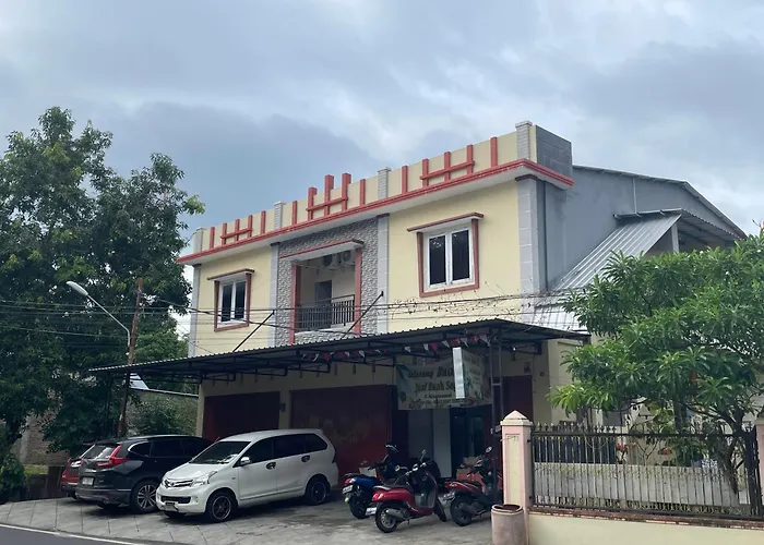 Oyo 93412 Kost Irma Syariah Near Uptd Smp Negeri 8 Parepare