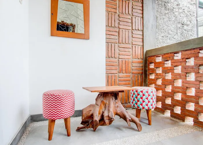 Capital O 94274 Homestay Balimoelih
