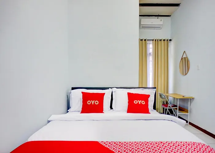Hotel O Krakatau Near Universitas Muhammadiya Sumatra Utara