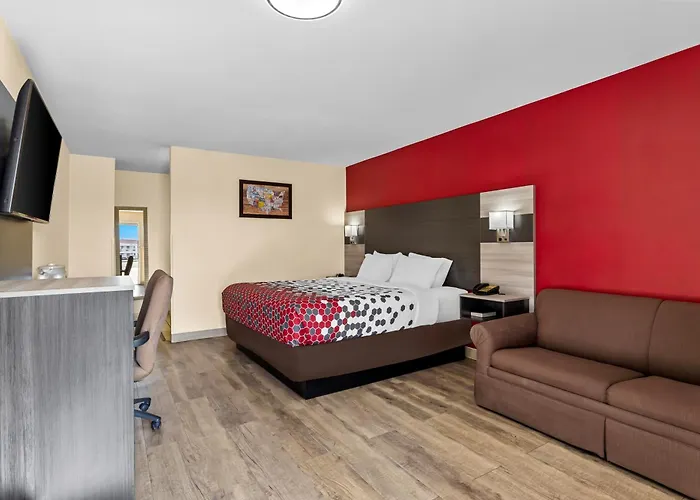 Econo Lodge Inn & Suites Santa Rosa
