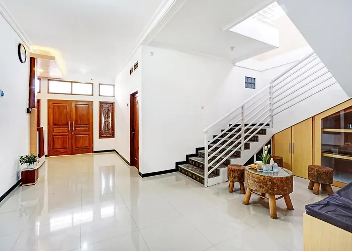 Hotel O Avisha Guest House Syariah