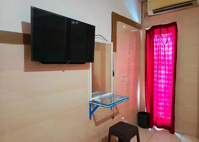 Hotel O Wisma Syariah Lahundape