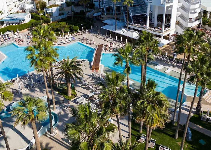 Leonardo Plaza Cypria Maris Beach Hotel & Spa (Adults Only)