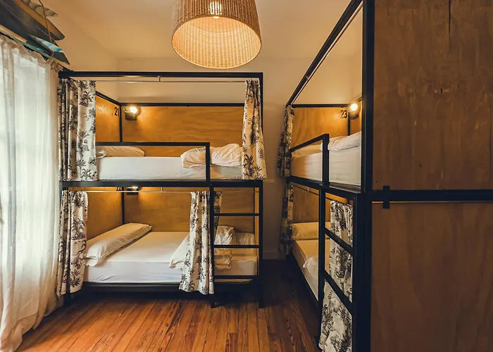 Surfing Etxea - Surf Hostel