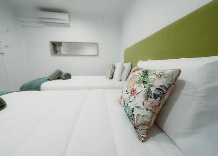 Douro Garden - Authentic Portuguese Guesthouse