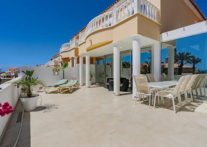 Townhouse Park Paraiso