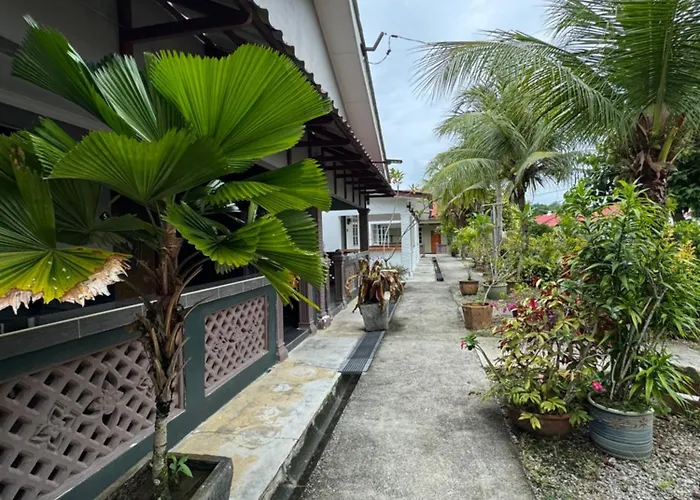 Cenang Room Rahsia Motel