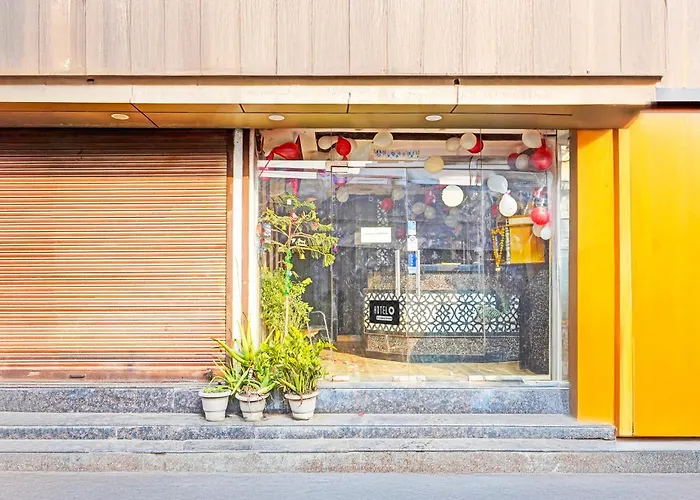 Super Hotel O Charbagh Formerly Khalsa Inn