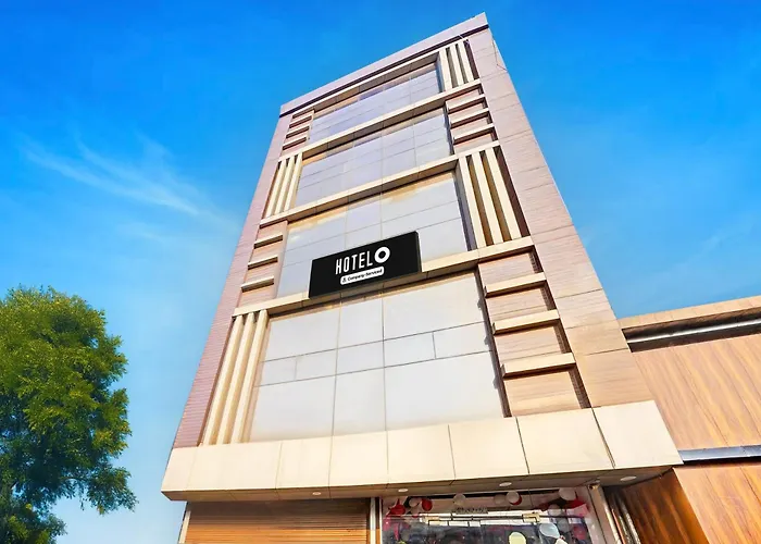 Super Hotel O Charbagh Formerly Khalsa Inn