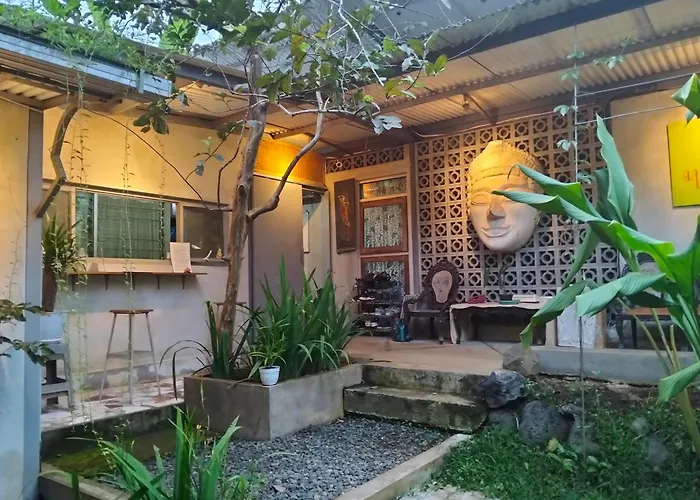 Condro Wulan Hostel