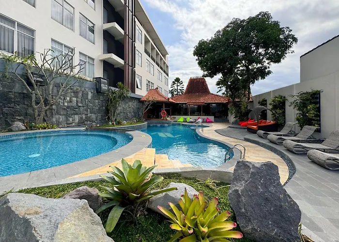 Aveon Hotel Yogyakarta By Daphna Management