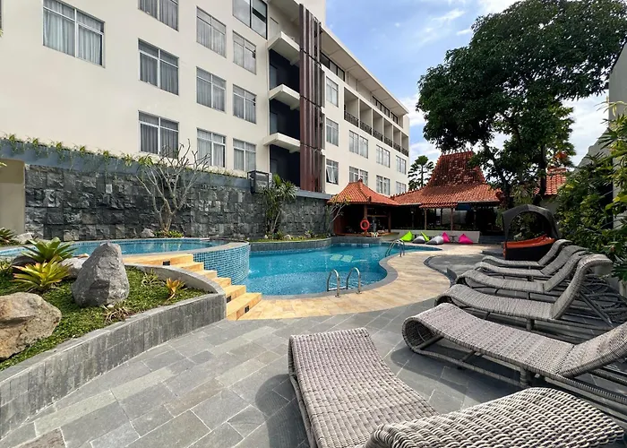 Aveon Hotel Yogyakarta By Daphna Management