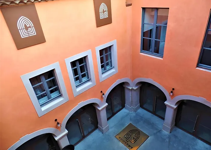 Le Couvent - Hostel