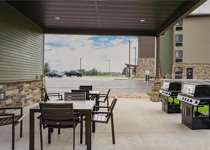 My Place Hotel-Mitchell Sd