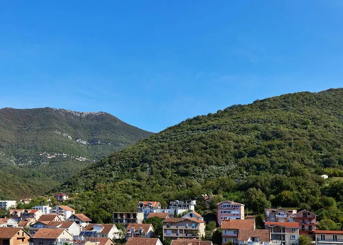 Siro Porto Montenegro