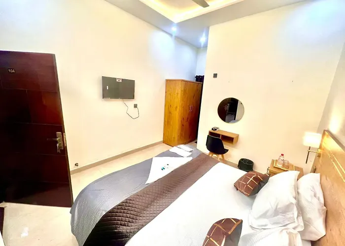Bnb Royal Inn Family-Stadium-Karsaz-Airport