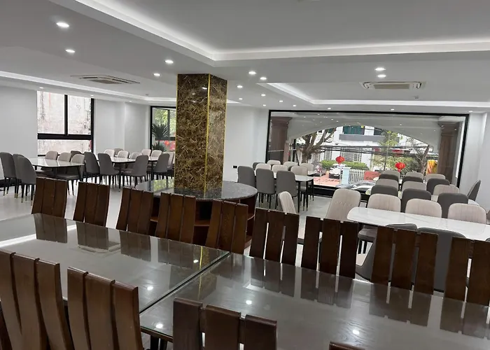 Bao Ngoc Diamond Hotel 2