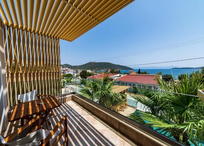 Bella Vista Boutique,Nea Peramos