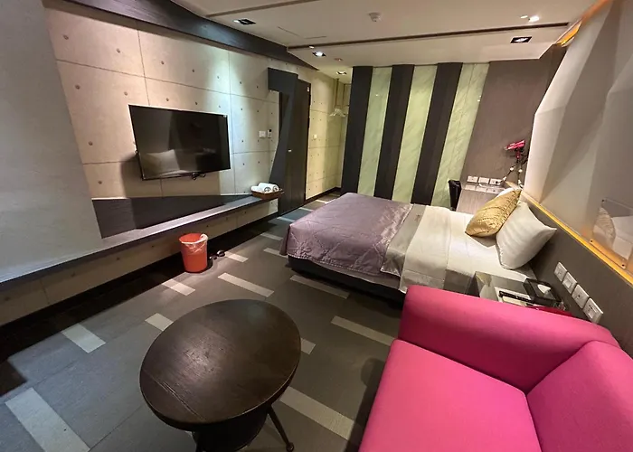 Benz Hotel