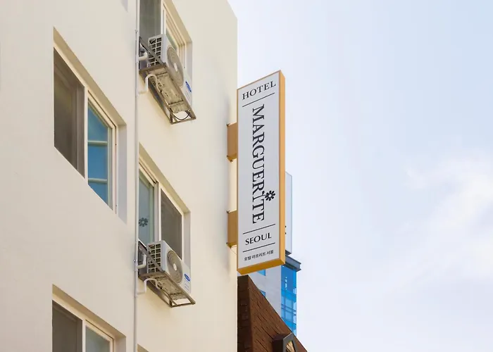2025 Renovated- Hotel Marguerite