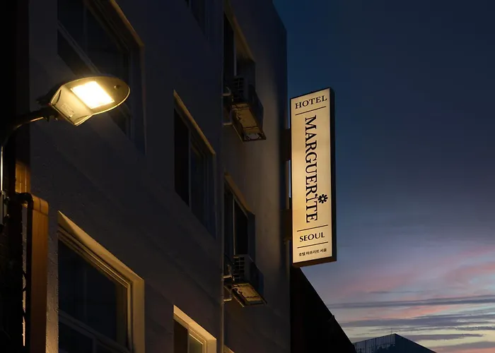 2025 Renovated- Hotel Marguerite