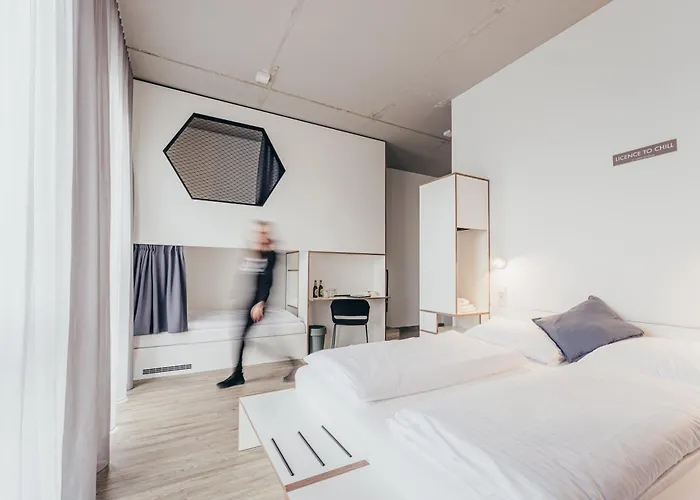 Motel Schlafraum Weng-Dein smartes Hotel-contactless check-In