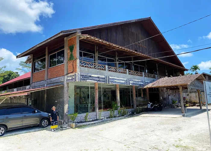 Bujai Mentawai Griya Hotel