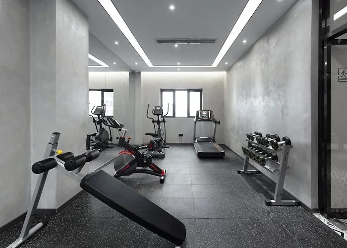 Mehood Ezzi Hotel Yuxi Red Star International Plaza
