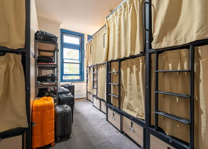 Tequila Sunrise Hostel Sydney