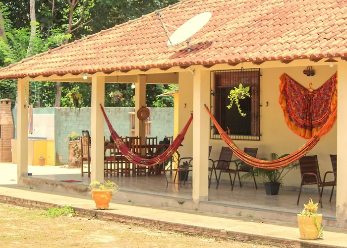 Lavi Hostel