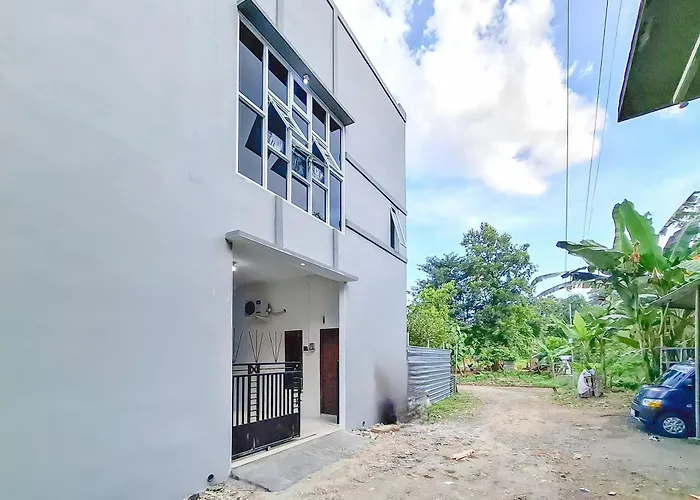 Reddoorz Syariah Near Alun-Alun Kudus