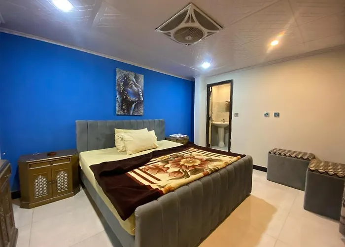 Chinar Inn Hotel