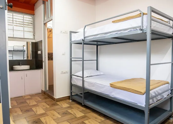 Stopover Backpackers Stay