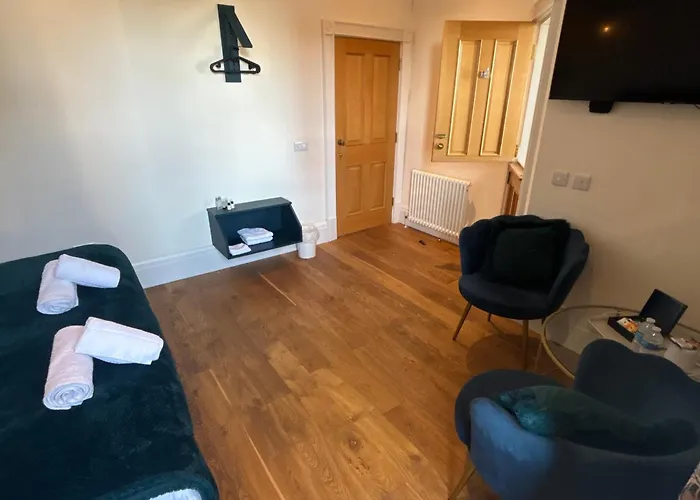 No 1 High Street Boutique Rooms