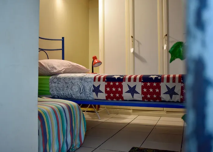 Bed-Letto-Cama In Shared Room Camera Condivisa