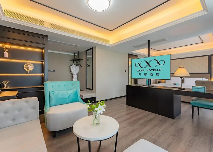 Xana Hotel Qionghai Municipal Government High-Speed Railway Station