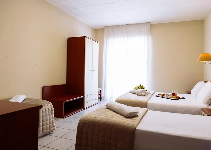 Hotel Leon - Ristorante Al Cavallino Rosso