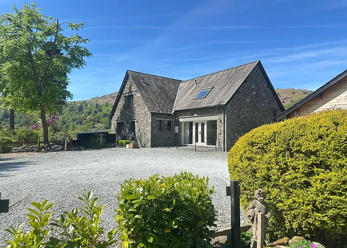 Bridge House Hotel & Silver Howe View Cottage