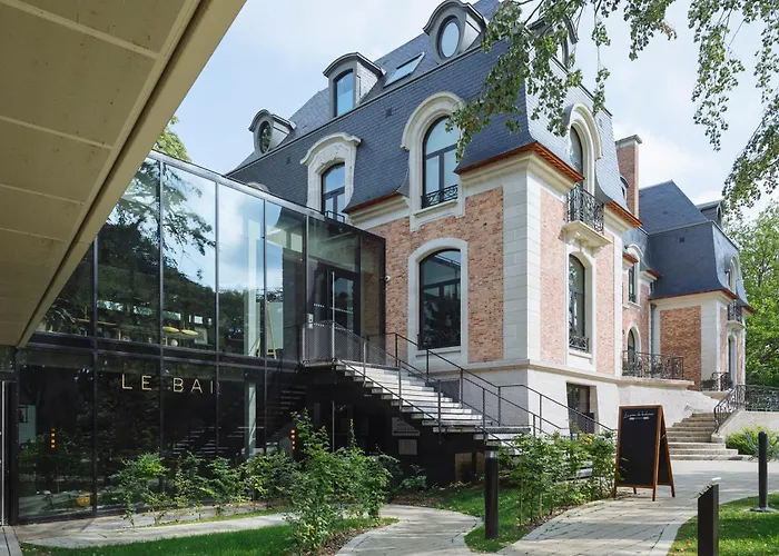 Bienheureux Hotel & Restaurant