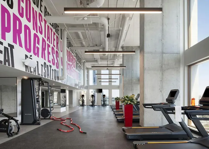 Moxy Montreal Downtown
