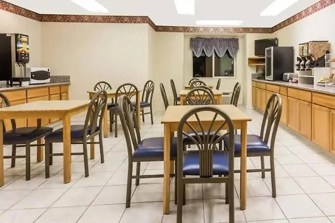 Brush Inn And Suites