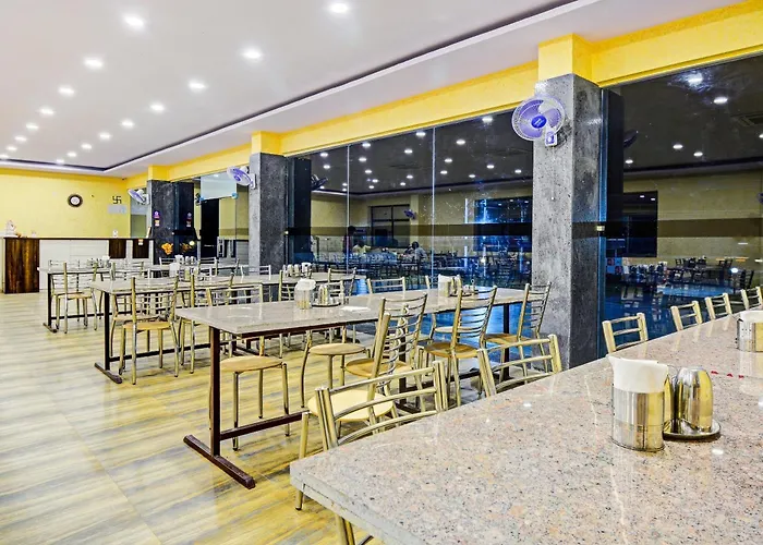 Hotel O Hari Krishna Palace