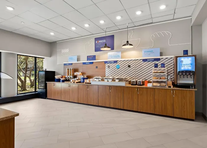 Holiday Inn Express Princeton Southeast By Ihg