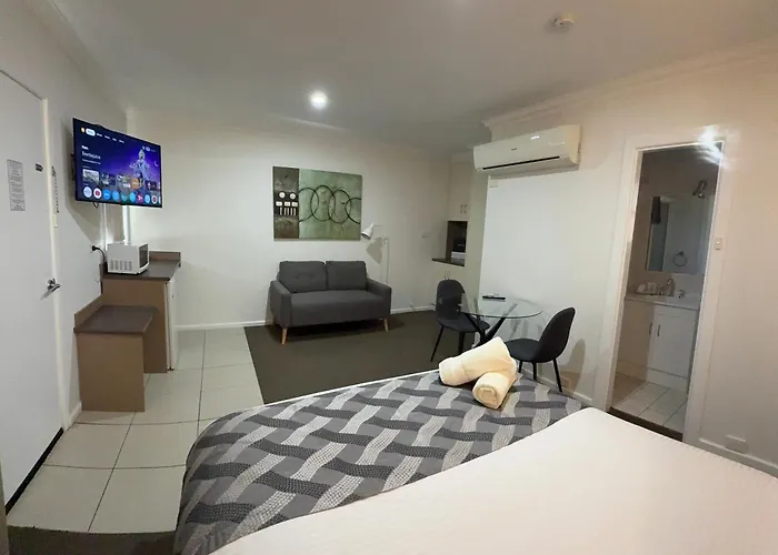 Mia Motel